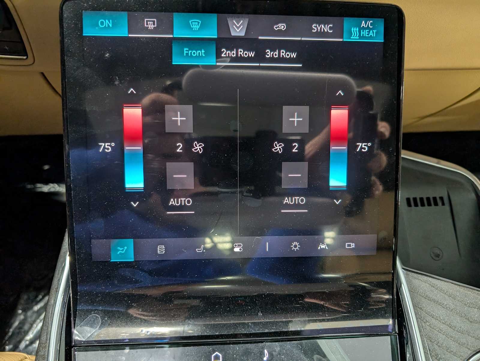 2025 Cadillac Escalade IQ Sport 2 - Photo 37