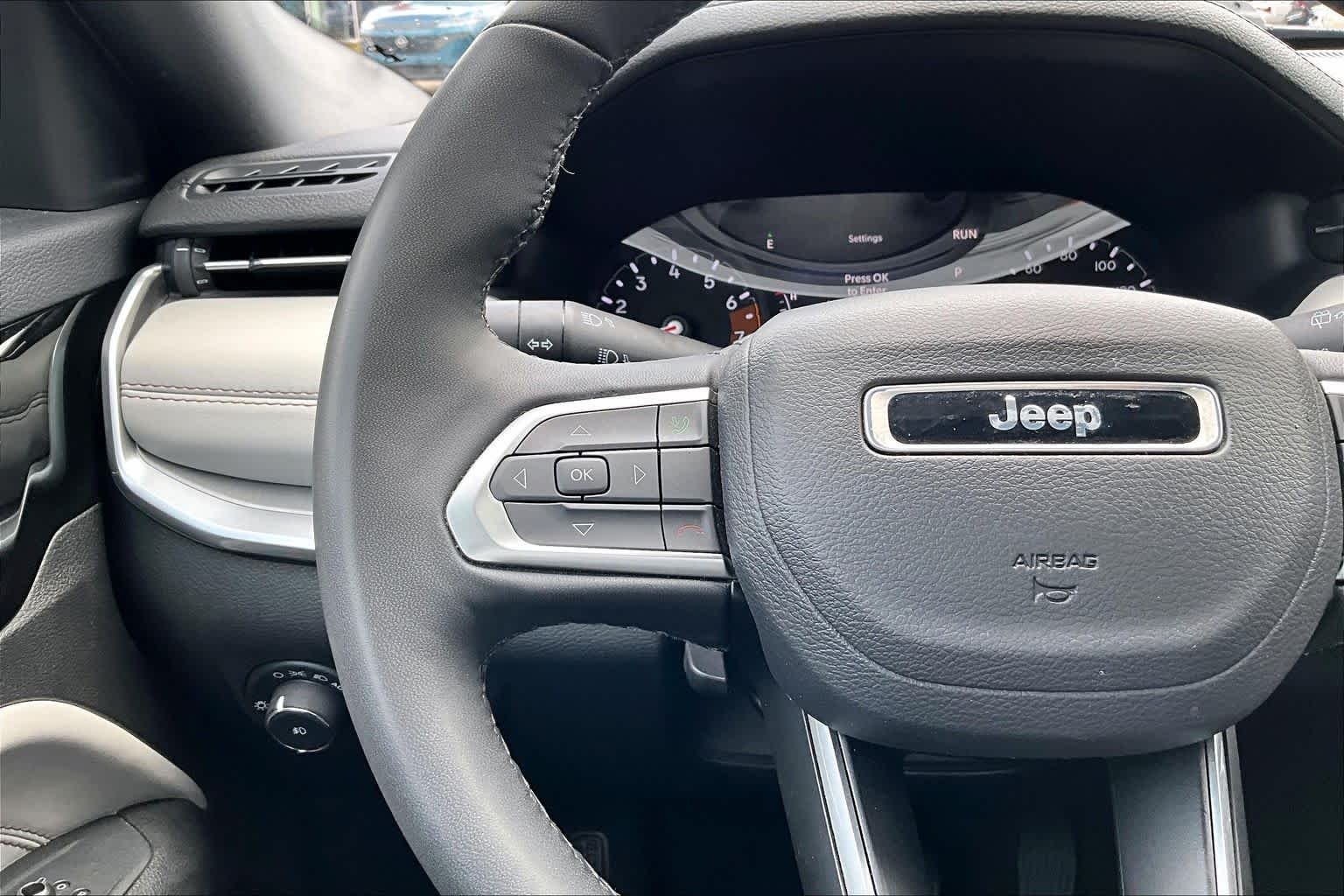 Used 2025 Bright White Clearcoat Jeep Limited image 19