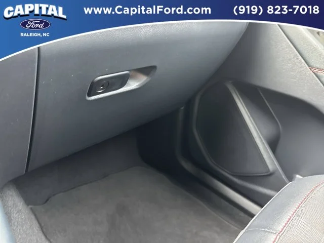 Used 2025 Red Ford ST-Line image 27