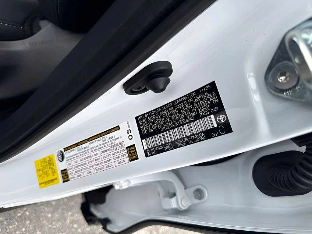 Used 2026 White Toyota XLE image 37