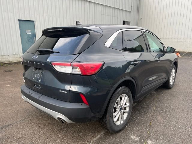 Used 2022 Stone Blue Metallic Ford SE image 6