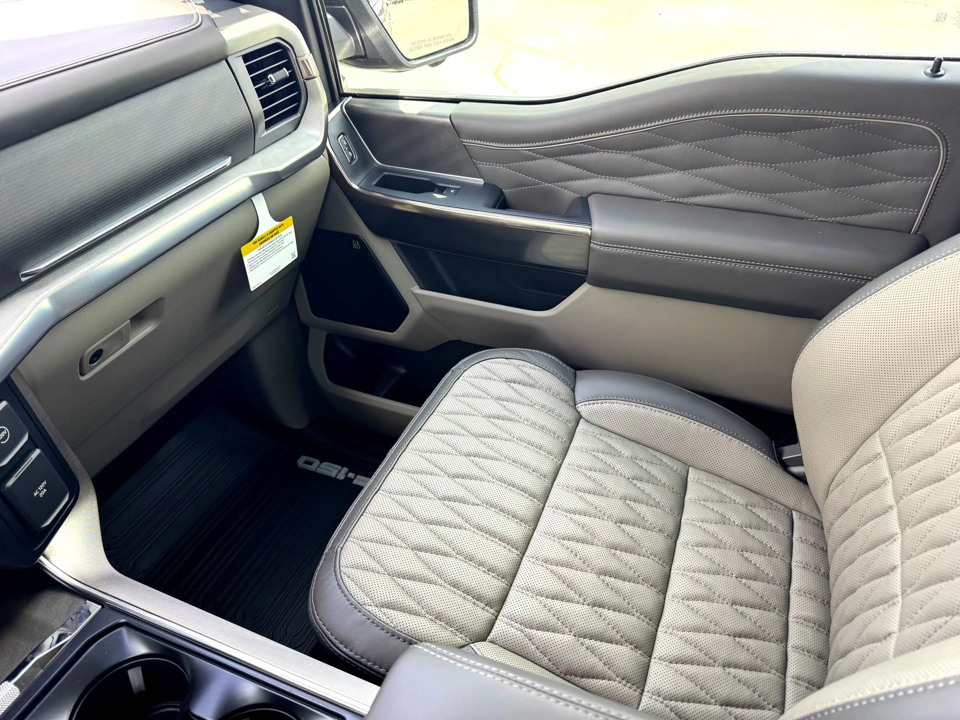 Used 2026 Black Ford Platinum Plus image 30