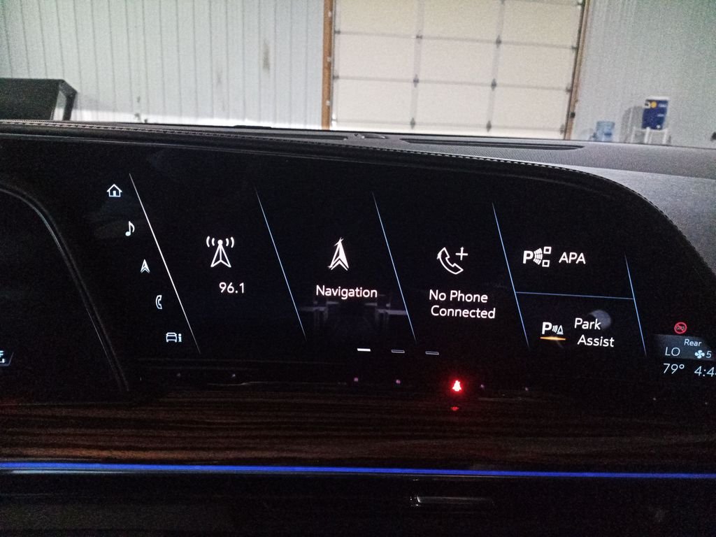 Used 2021 Gray Cadillac Premium Luxury image 21