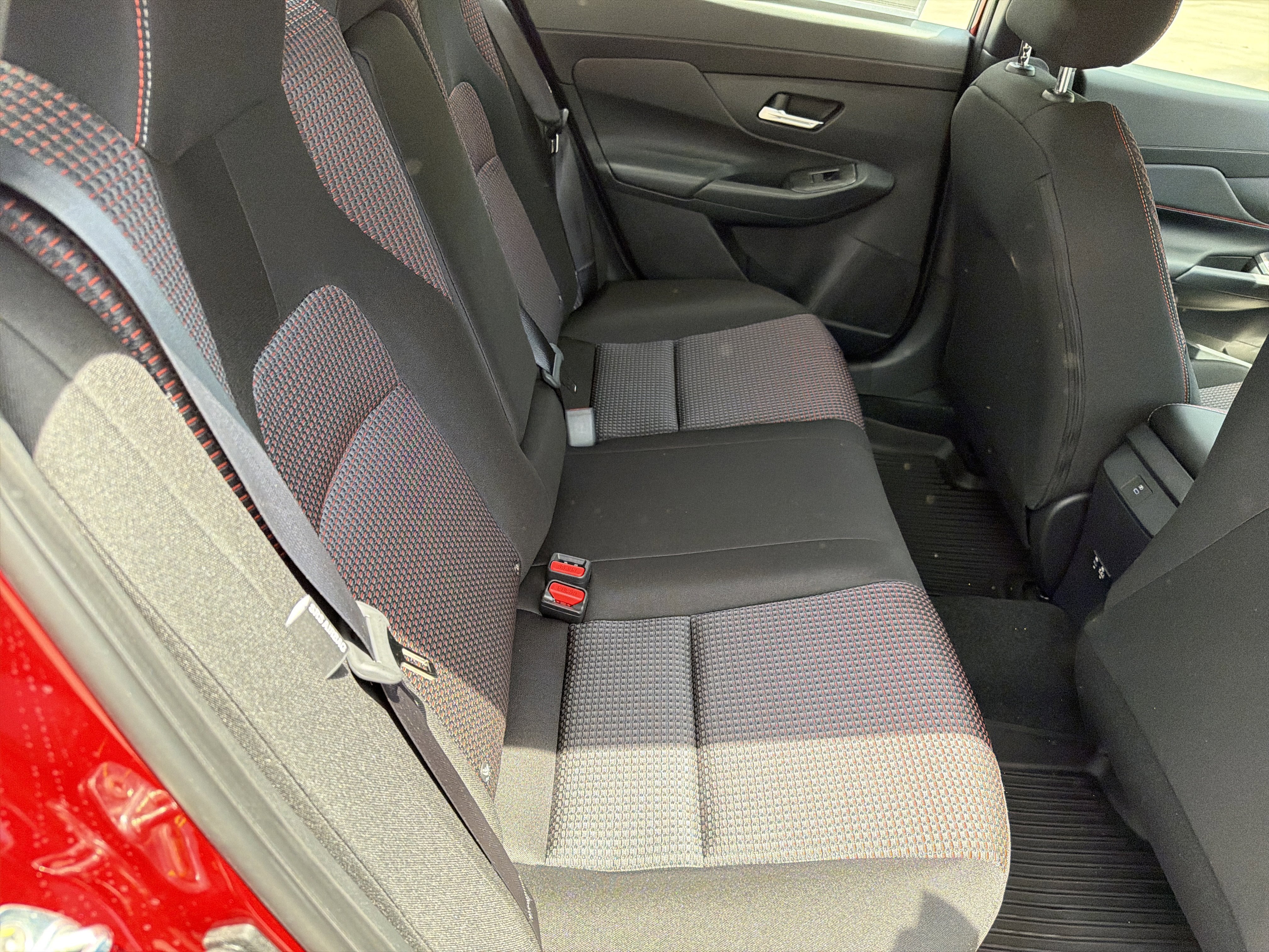 New 2026 Scarlet Ember Tintcoat Nissan SR image 16
