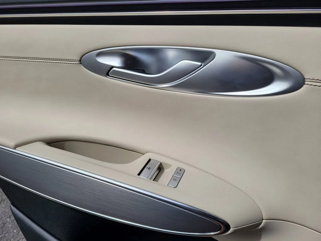 New 2026 Blue Genesis 2.5T Select image 12