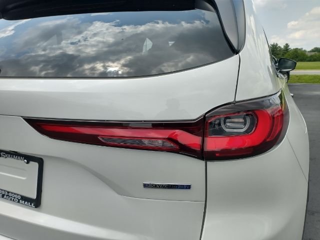 Certified Used 2025 White Mazda Premium image 29