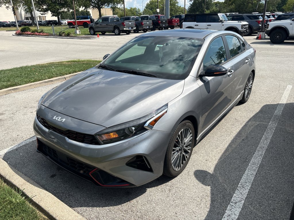 Used 2023 Steel Gray Kia GT-Line image 2