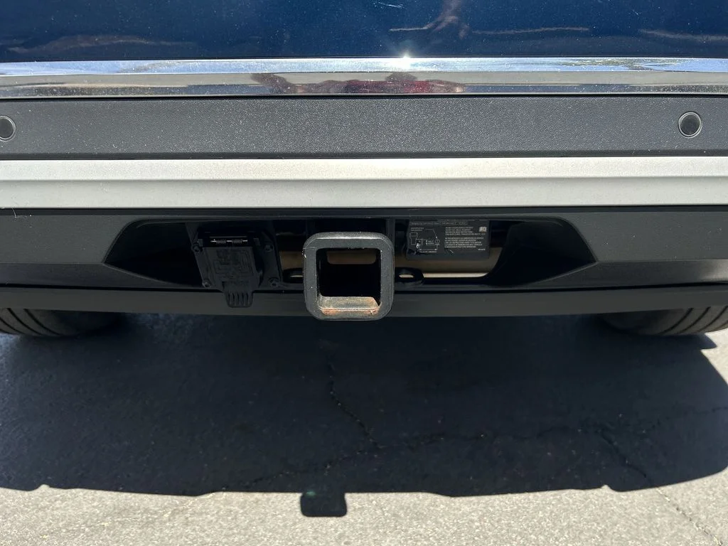 Used 2019 Blue Volkswagen SEL image 30