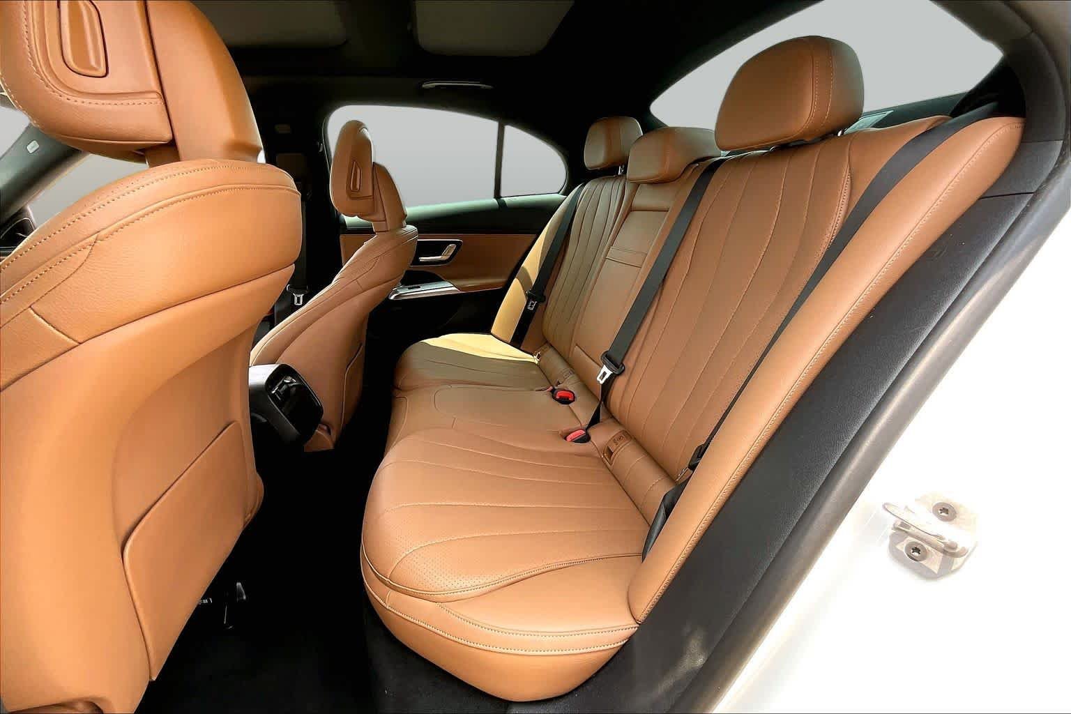 Used 2025 Polar White Mercedes-Benz E 350 image 19