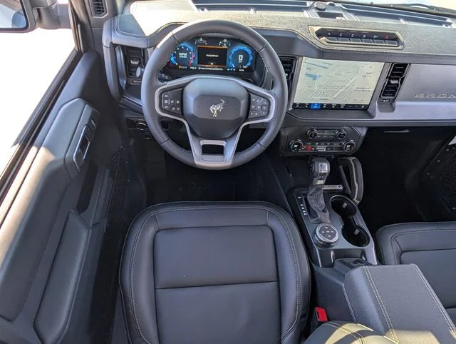New 2025 Azure Gray Metallic Tri-Coat Ford Badlands® image 9