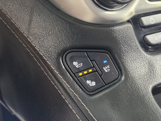 Used 2016 Black GMC SLT image 27