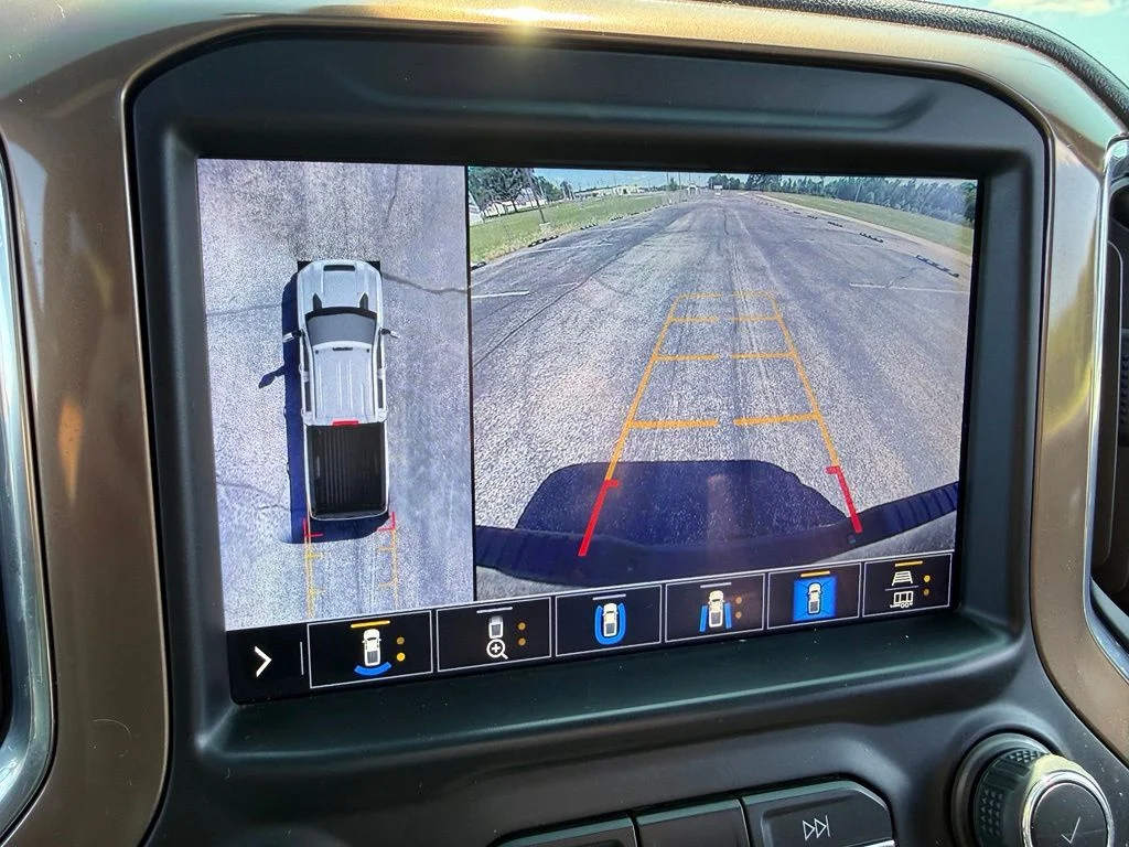 Used 2022 Black Chevrolet High Country image 6