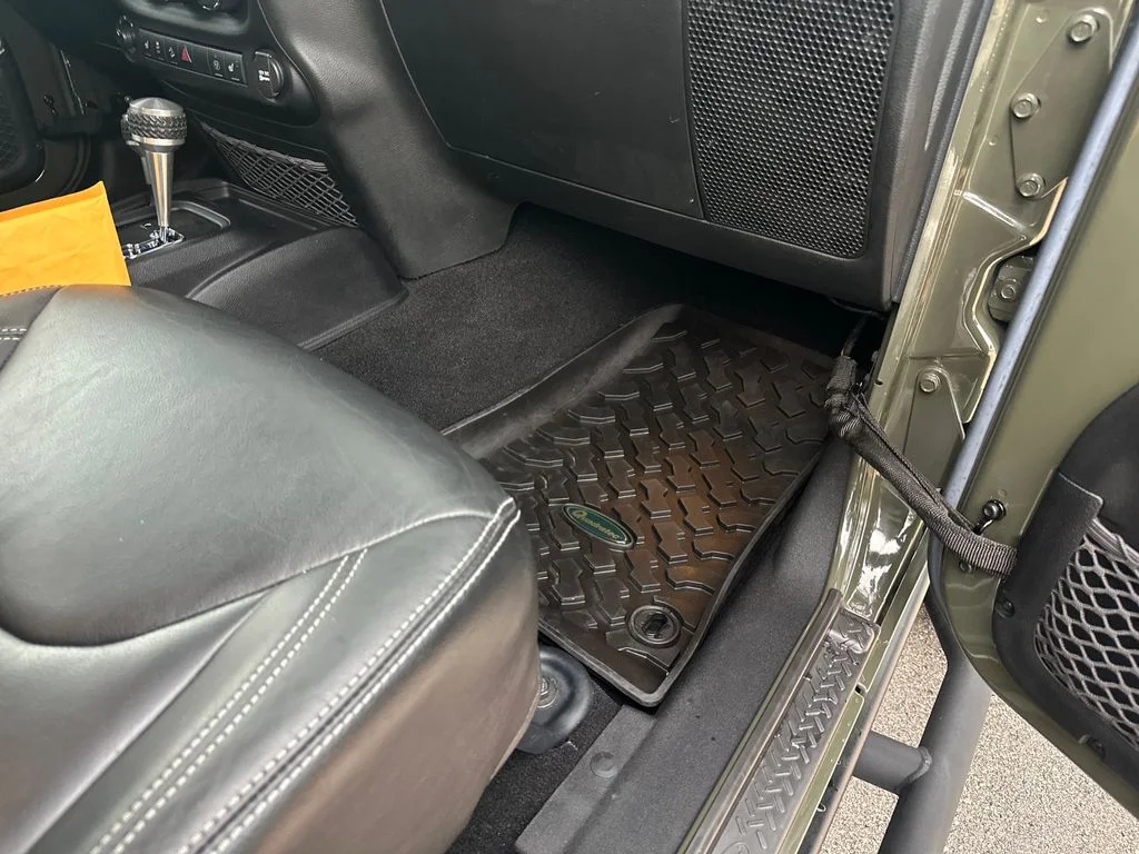 Used 2016 Green Jeep Unlimited Rubicon image 34