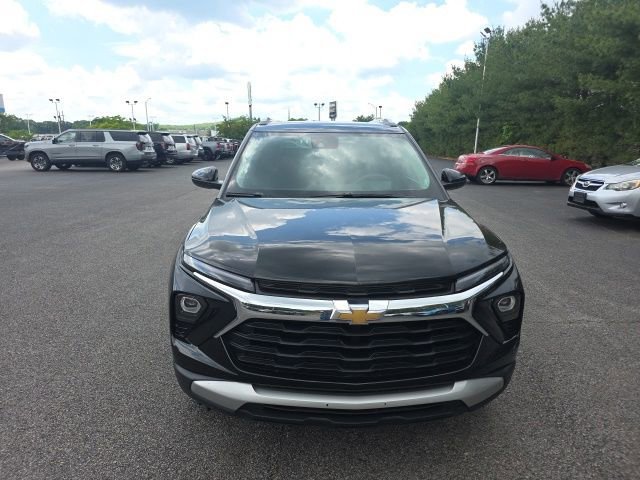 Used 2025 Mosaic Black Metallic Chevrolet LT image 2