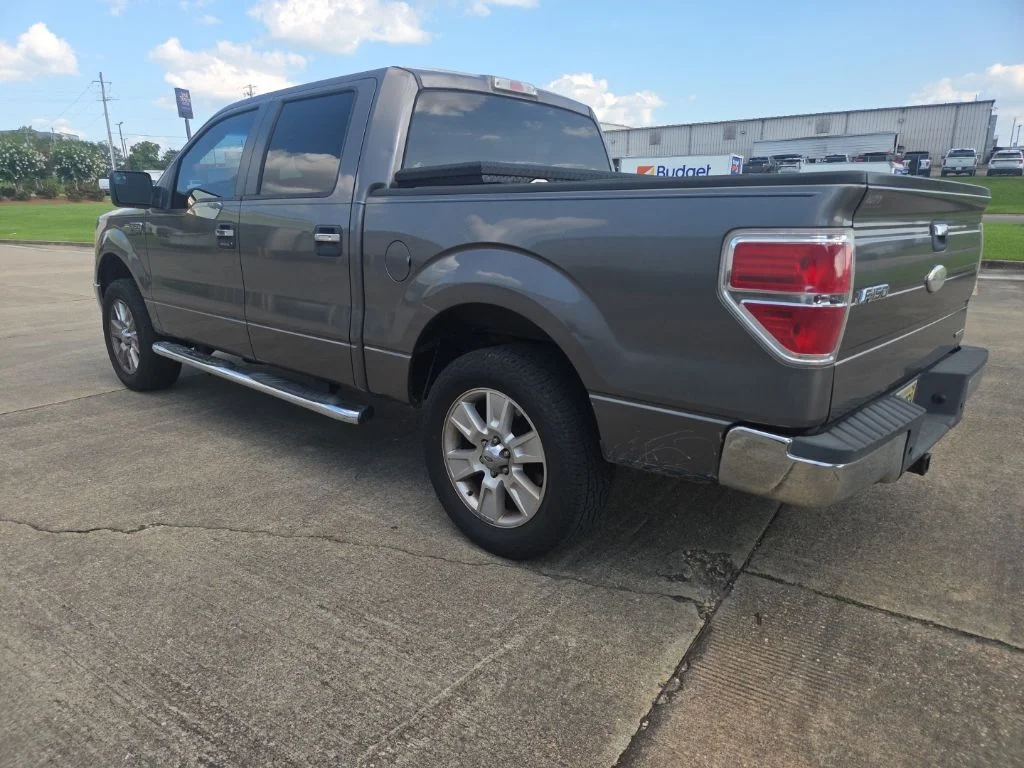 Used 2012 Sterling Gray Metallic Ford XLT image 11