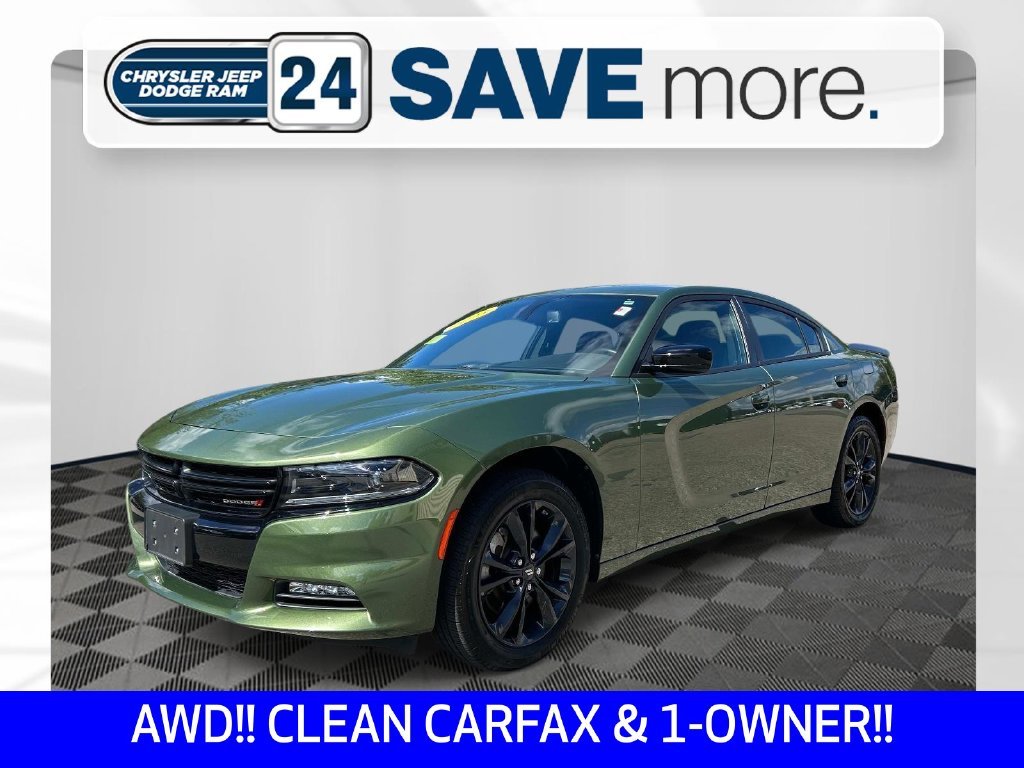 Used 2023 Green Dodge SXT image 1