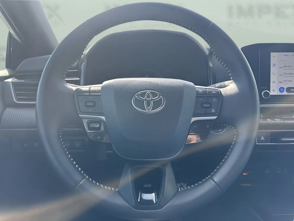 Used 2025 White Toyota SE image 13