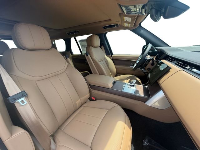 New 2026 Santorini Black Land Rover SE image 16