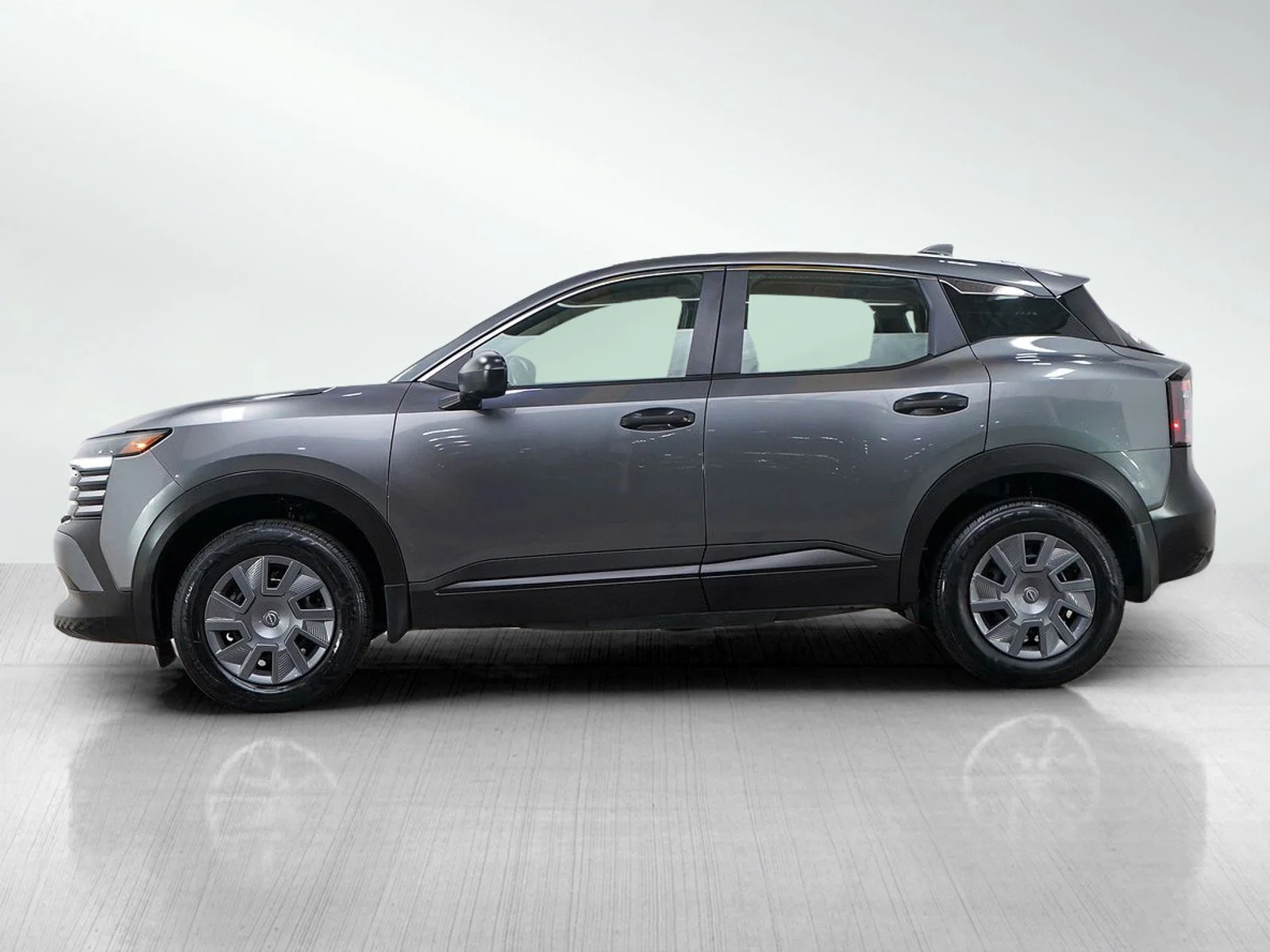 Used 2025 Nissan Kicks S with VIN 3N8AP6BA7SL308012 for sale in Burnsville, Minnesota