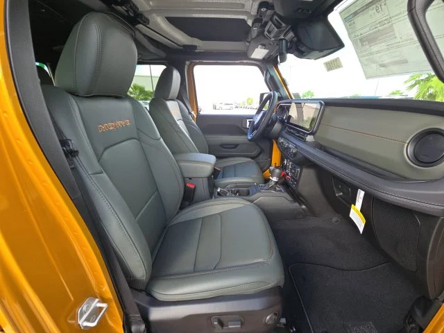 New 2026 Goldilocks Exterior Paint Jeep Mojave image 9