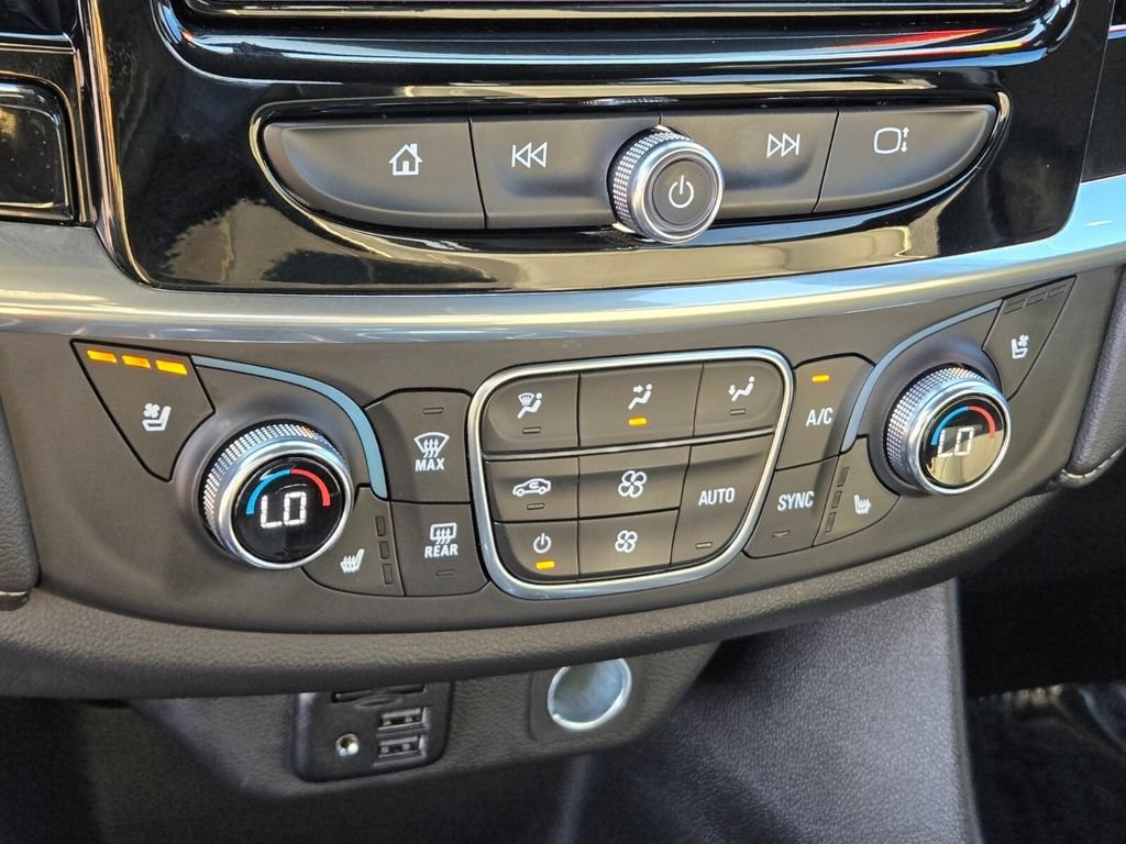 2023 Chevrolet Traverse Premier - Photo 21