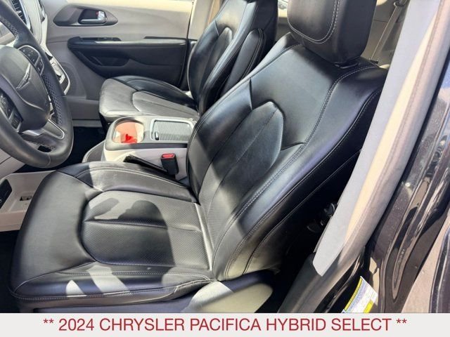 Used 2024 Black Chrysler Select image 14