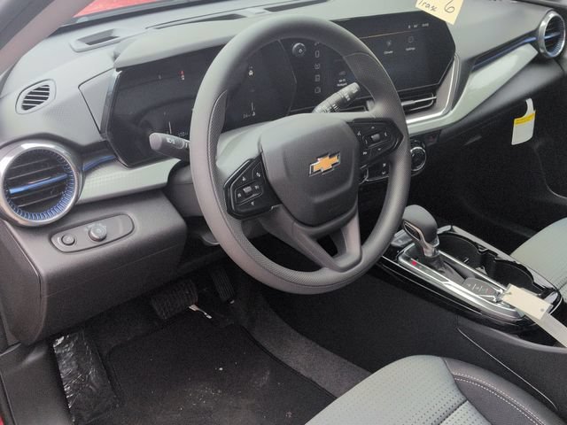 2026 Chevrolet Trax LT - Photo 12