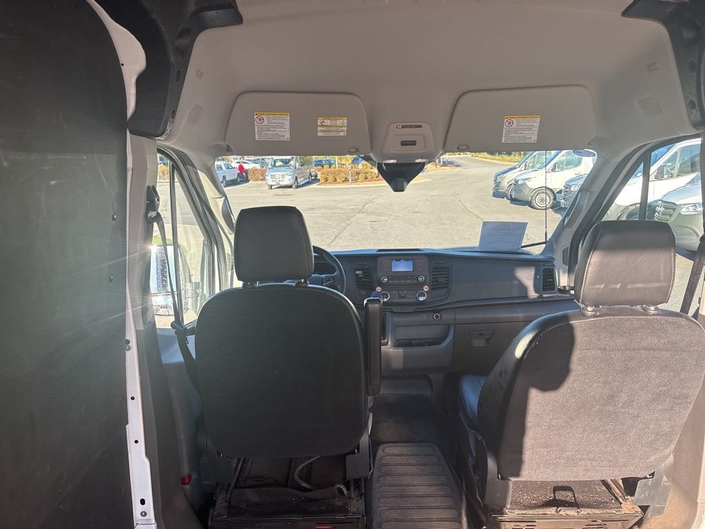 Used 2023 Oxford White Ford Base image 16