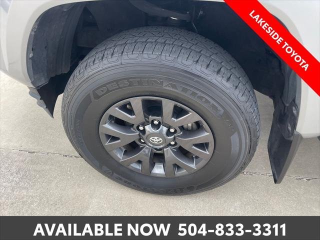 Certified Used 2021 SILVER SKY METALLIC Toyota  image 15