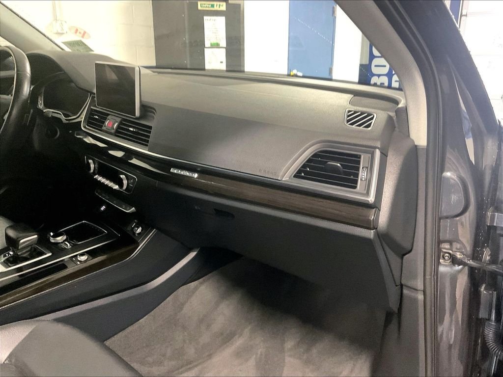 Used 2018 Gray Audi 2.0T image 13