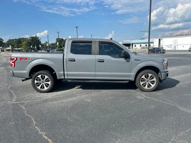 Used 2020 Black Ford XL image 5
