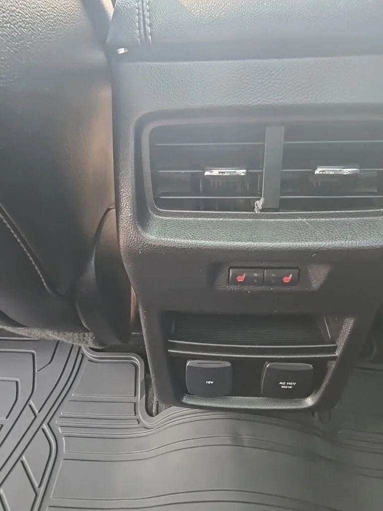 Used 2015 White Ford Titanium image 28