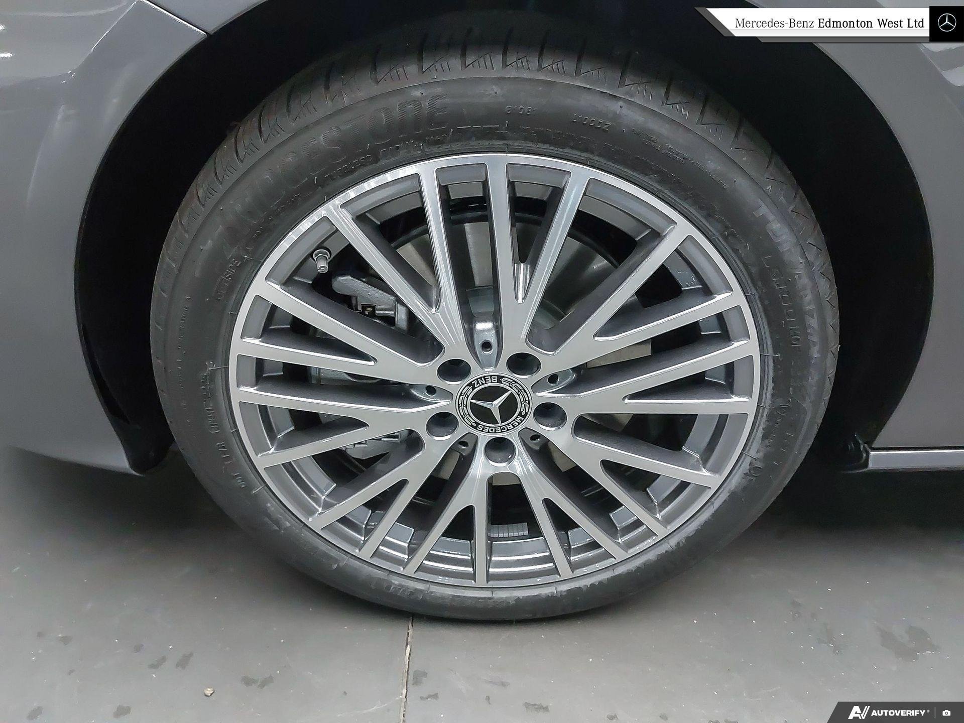 2026 Mercedes Benz CLA 250 4MATIC photo 4