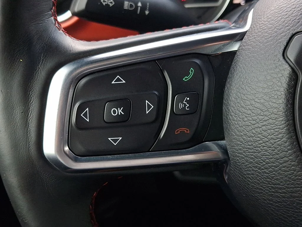 Used 2018 Granite Crystal Clearcoat Metallic Jeep Unlimited Rubicon image 22
