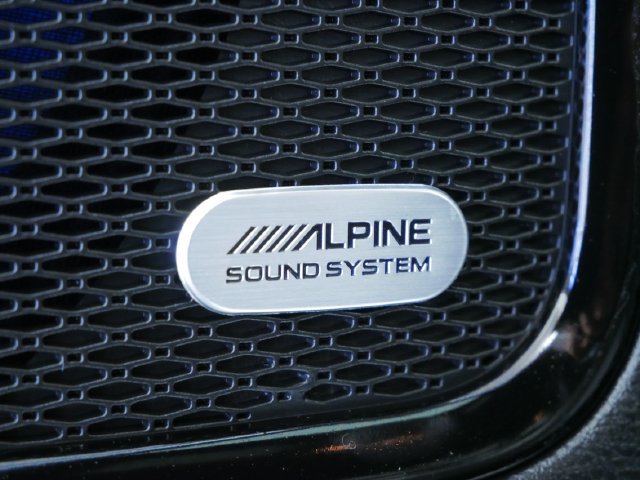 Used 2023 Silver Jeep High Altitude image 23