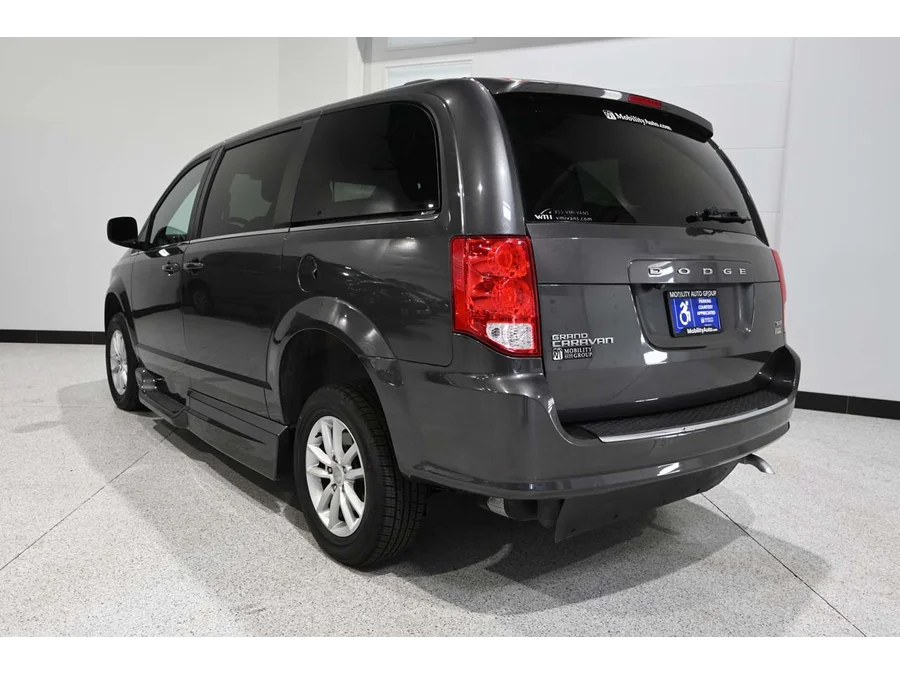 Used 2019 GRAY Dodge SXT Mobility Handicap Van image 8