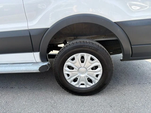 Used 2025 White Ford Base image 41