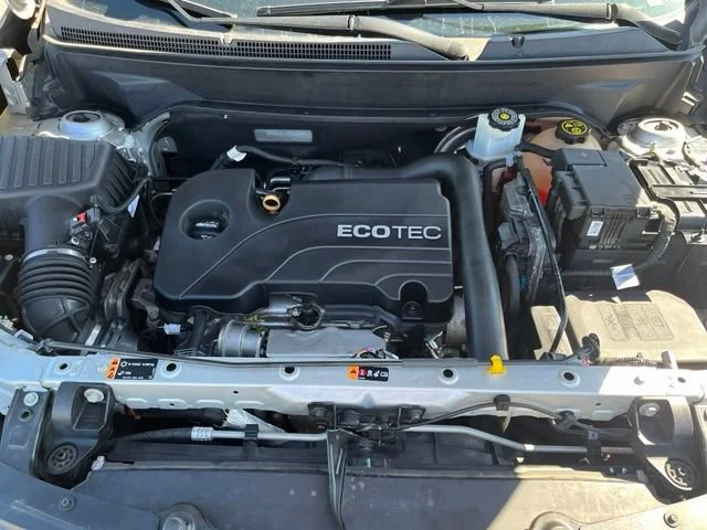Used 2018 SILVER ICE METALLIC Chevrolet Premier image 30