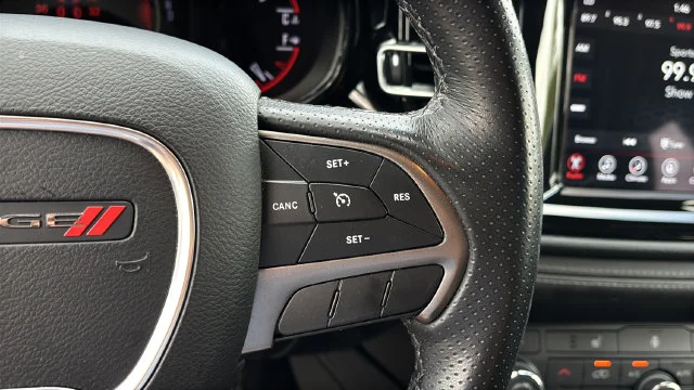 Used 2023 Black Dodge SXT image 23