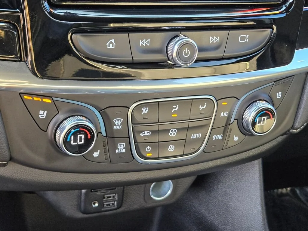 Used 2023 Sterling Gray Metallic Chevrolet Premier image 21