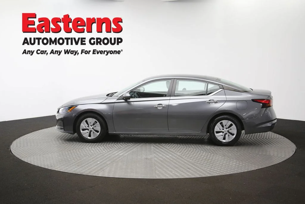 Used 2023 Gray Nissan 2.5 S image 59