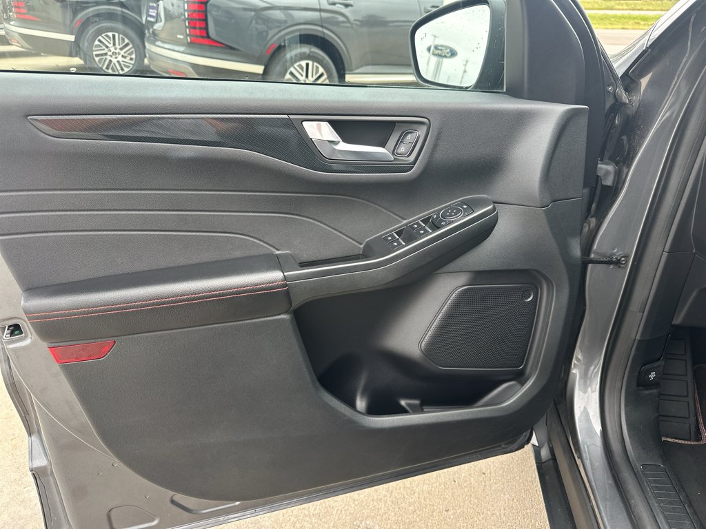Used 2023 Carbonized Gray Metallic Ford ST Line image 15