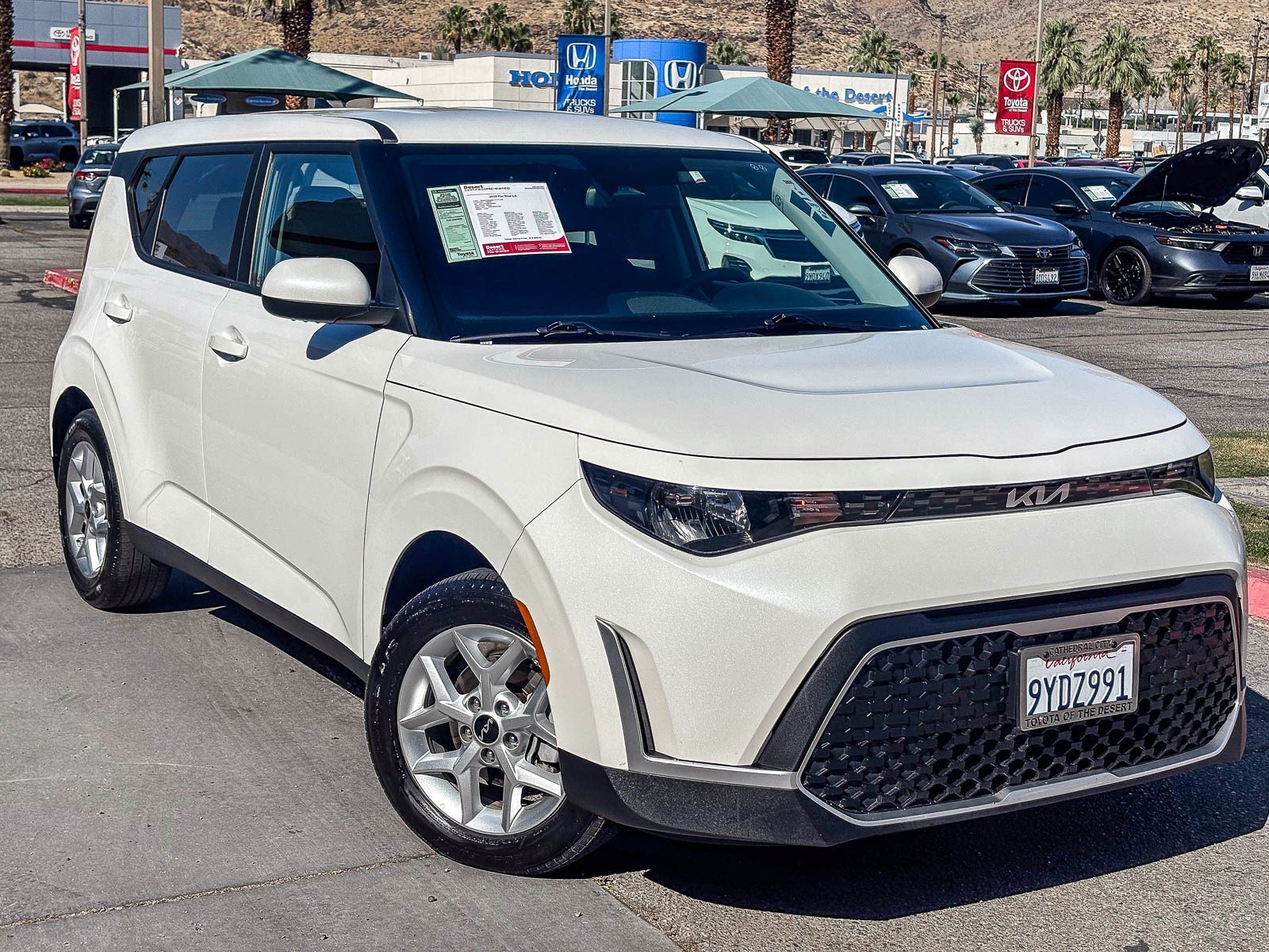 2025 Kia Soul 2.0L LX IVT's photo