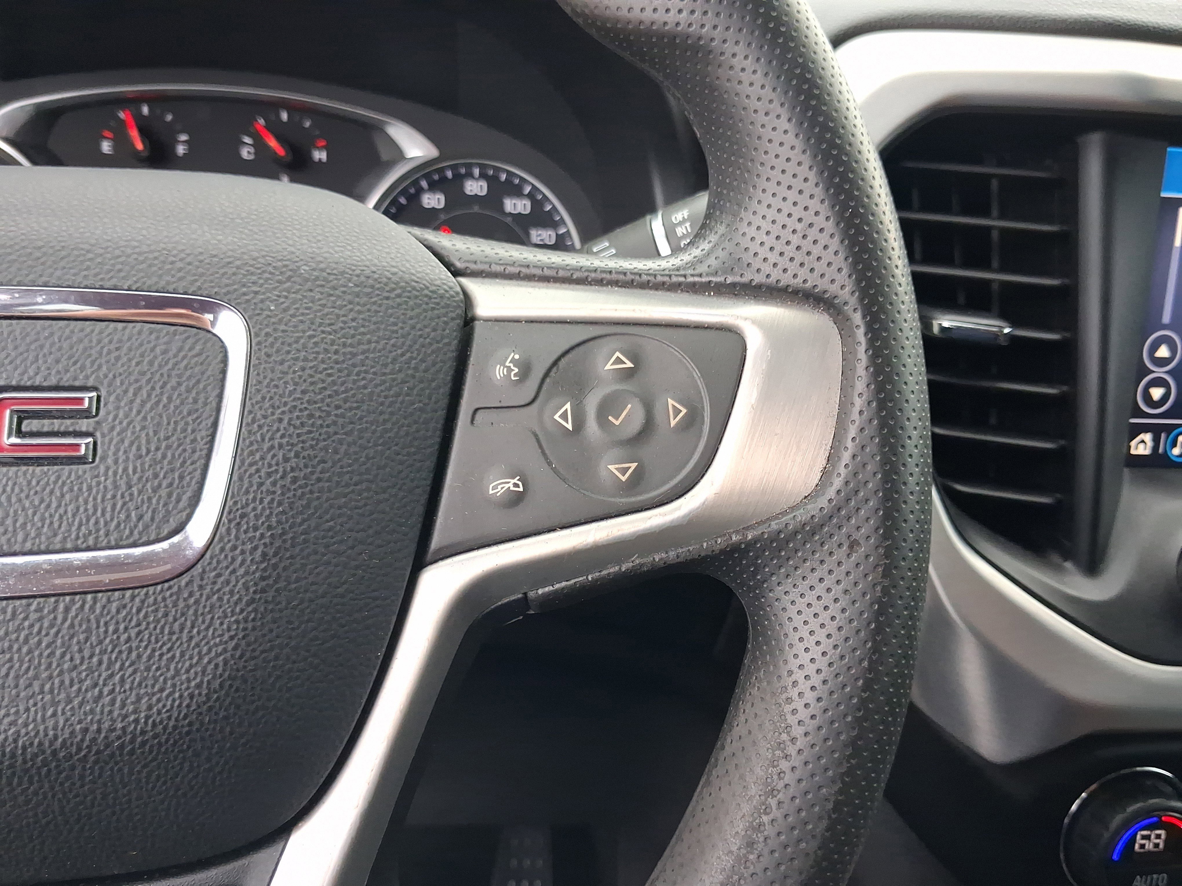 Used 2021 Black GMC SLE image 20