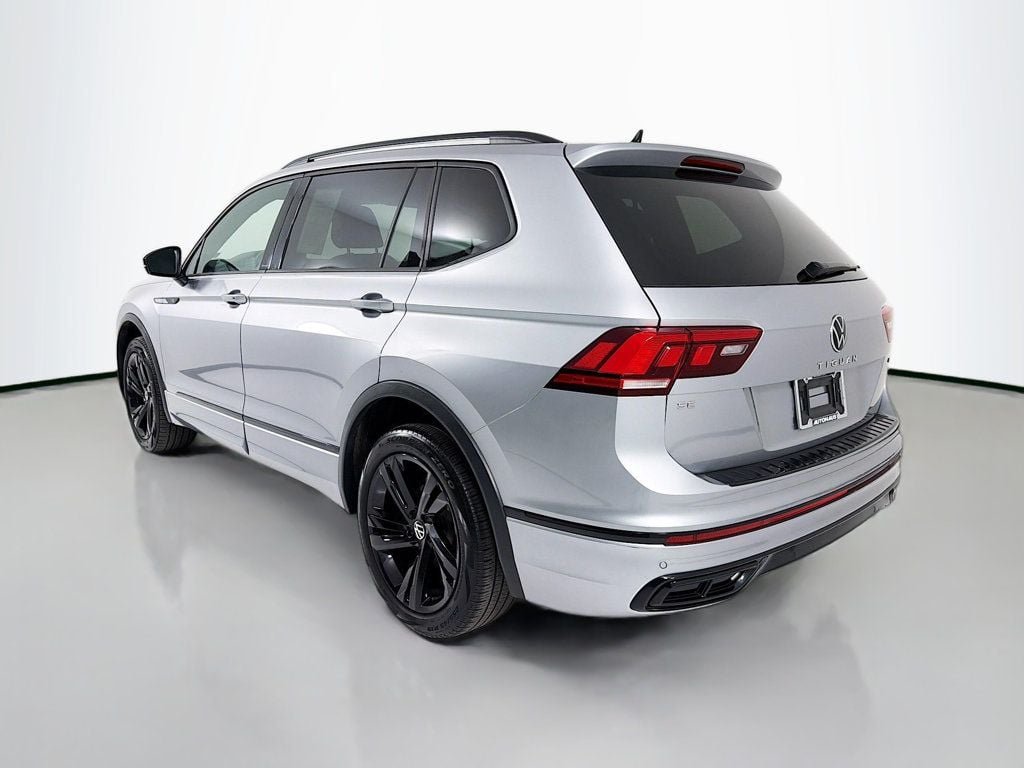 Used 2024 Pyrite Silver Metallic Volkswagen 2.0T SE R-Line Black 4MOTION image 5
