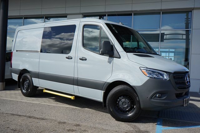 New 2026 Stone Gray Mercedes-Benz Cargo 144 WB image 31