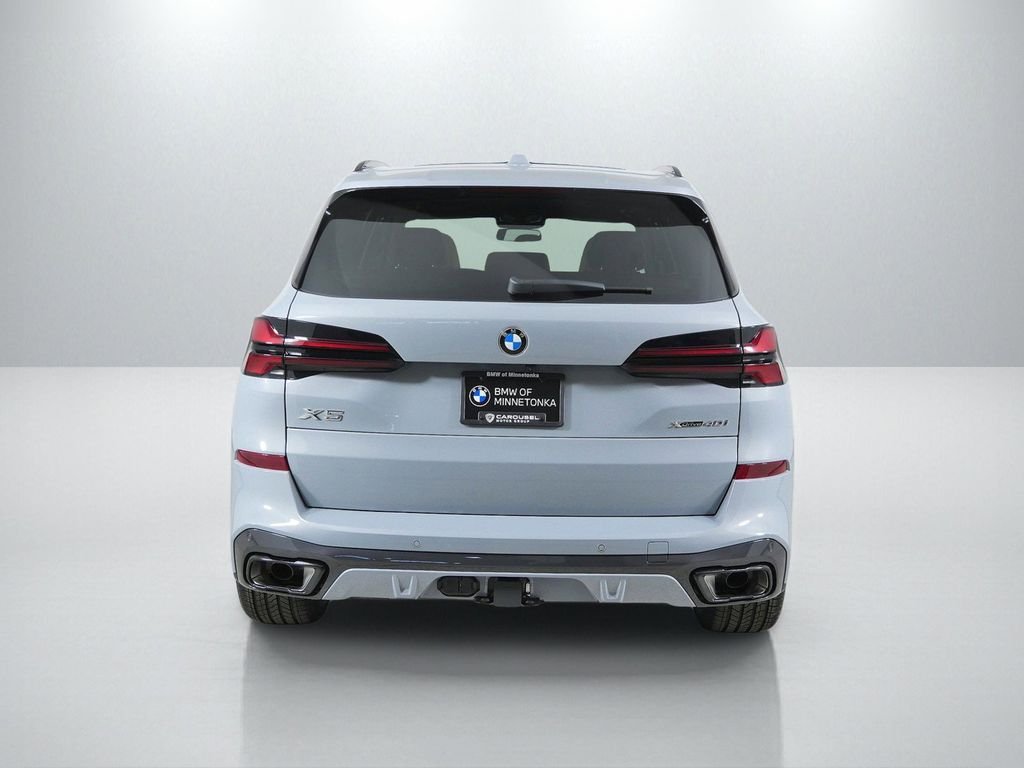 New 2026 Brooklyn Grey Metallic BMW xDrive40i image 10