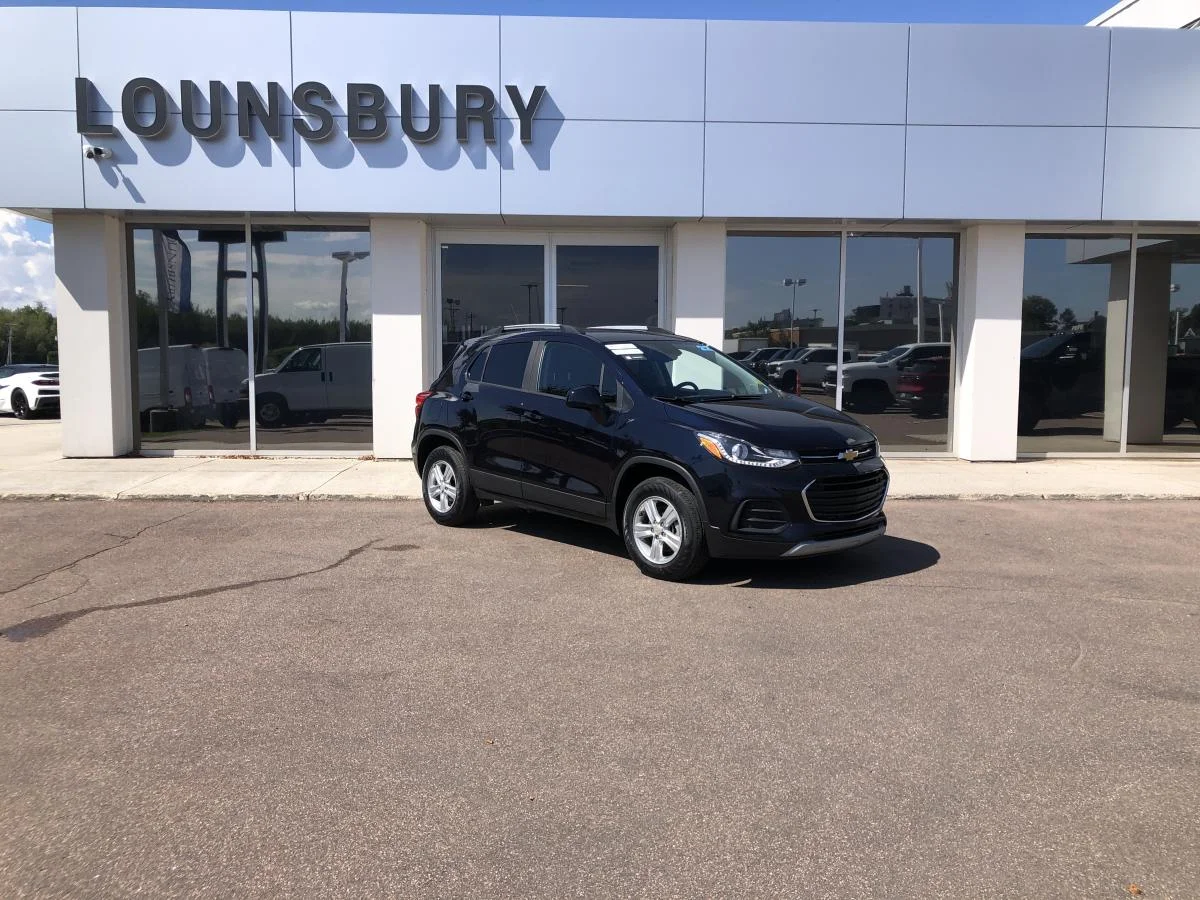 Used 2022 Blue Chevrolet Awd 4dr Lt image 1