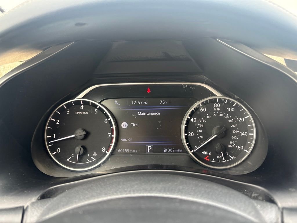 Used 2019 Pearl White Tricoat Nissan SL image 19