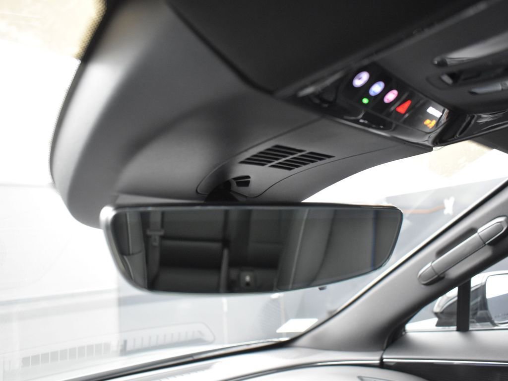 2024 CADILLAC LYRIQ - Image 22